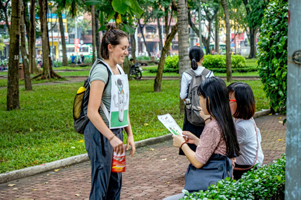 Ton Duc Thang University students and international students conducting a campaign for environmental protection