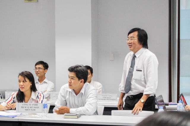 TS. Tăng Trí Hùng, Giám đốc Trung Tâm CATDES giới thiệu chương trình đào tạo từng học phần tại Khoa Kế toán