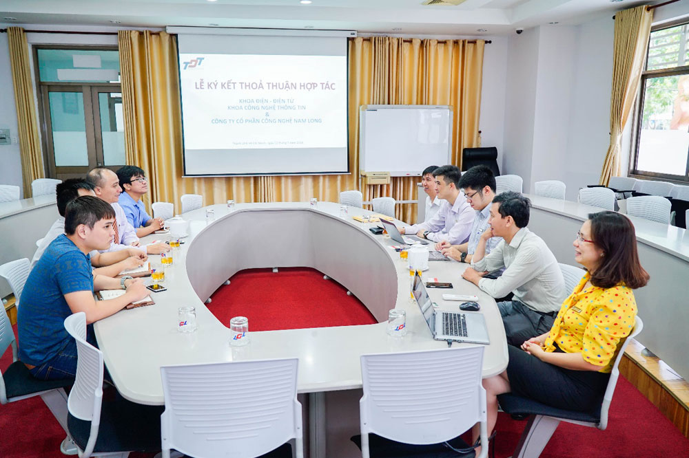 Signing Memorandum of Understanding with Nam Long Technology Cooperation