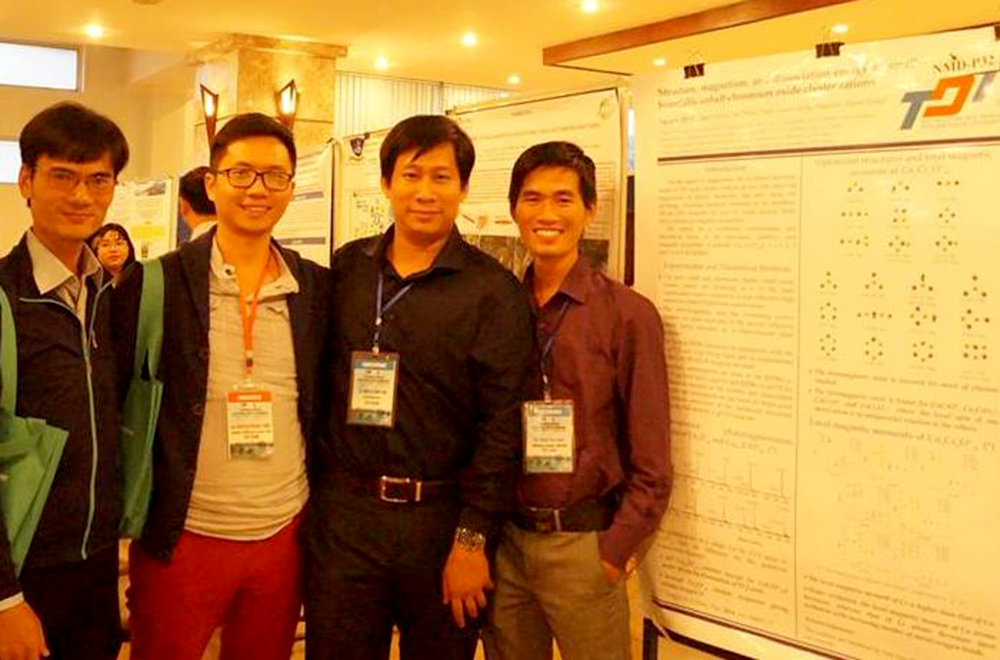 Dr. Nguyen Minh Tam (second from the right) and his colleagues