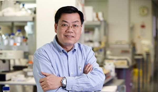 Giáo sư Nguyễn Văn Tuấn
