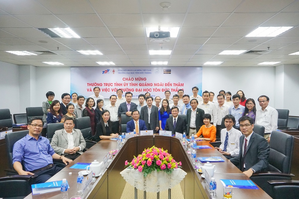 Provincial Party Committee and People's Committee of Quang Ngai province visited and worked at Ton Duc Thang University