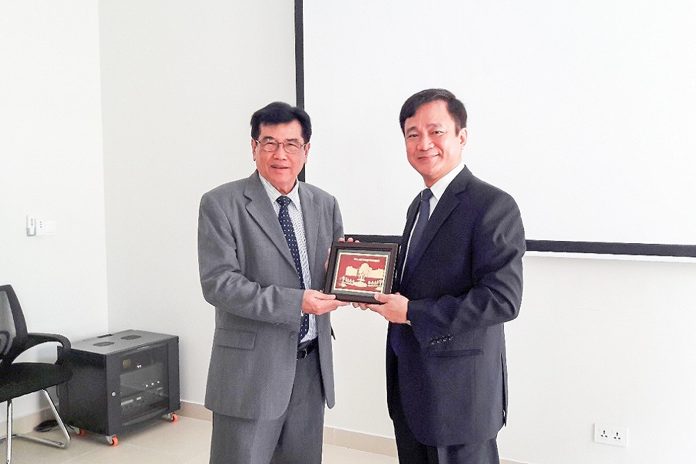 Ton Duc Thang University held a working visit with Ministry of Education, Youth and Sports of the Kingdom of Cambodia