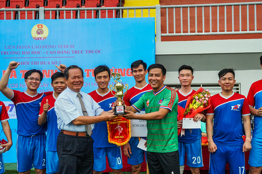 Đại học Tôn Đức Thắng vô địch Giải bóng đá Cúp tứ hùng kỷ niệm 128 năm Ngày sinh Chủ tịch Hồ Chí Minh