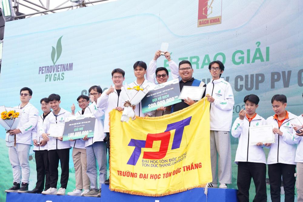 su-kien-noi-bat-2025