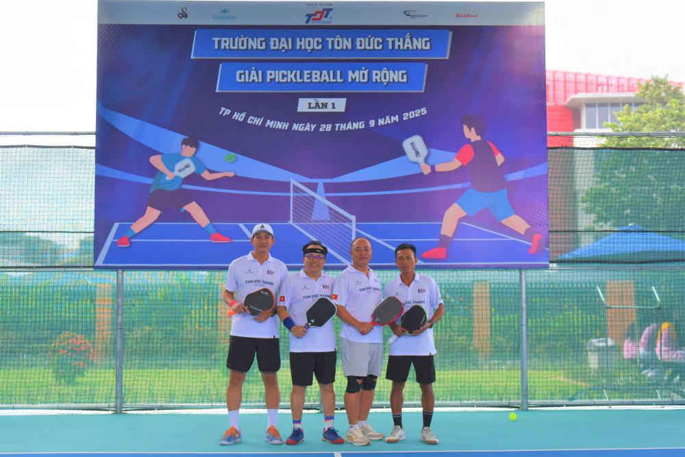 pickleball_mo_rong