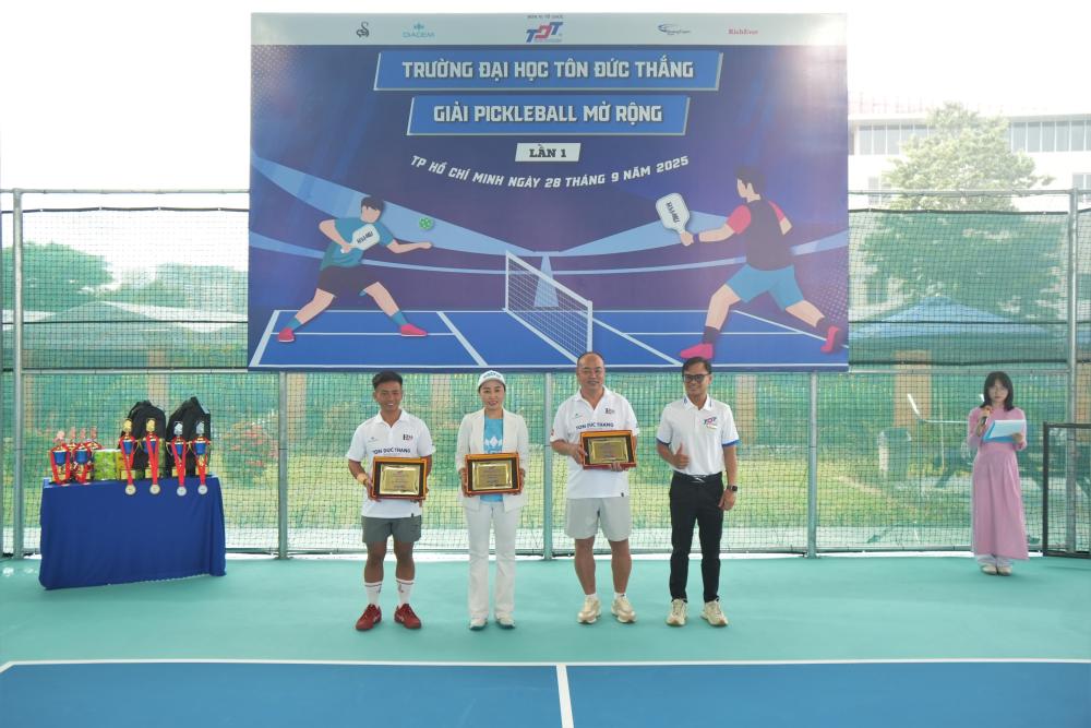 pickleball_mo_rong