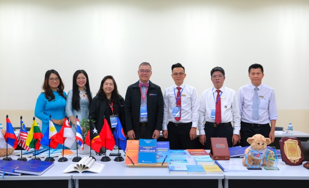 21.4_Khai_mac_AUN-QA_512