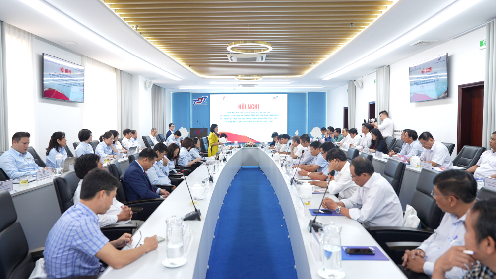 Ky_ket_So_GDDT_THPT_Khanh_Hoa