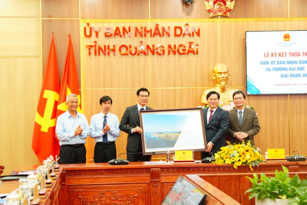 Ky_ket_tinh_Quang_Ngai