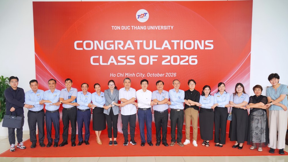 15.10_Bao_Thanh_Nien_Trung_Quoc