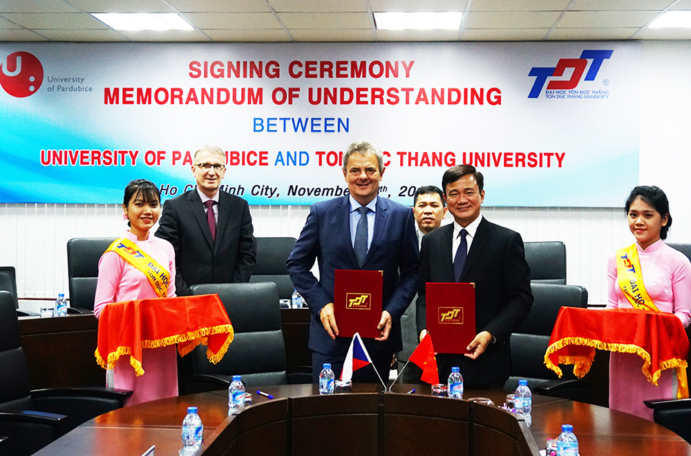 MOU Signing Ceremony of TDTU and the University of Pardubice (Czech Republic)