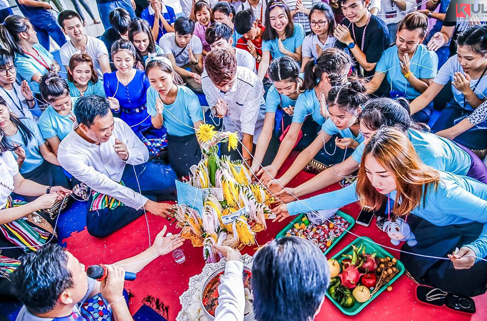 Sinh viên Việt - Thái - Lào vui Tết cổ truyền tại Đại học Tôn Đức Thắng